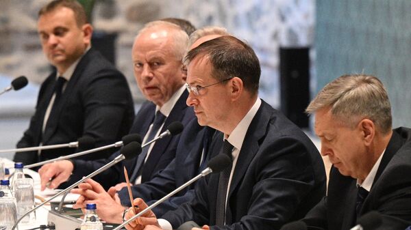 Переговоры России и Украины в Стамбуле Переговоры России и Украины в Стамбуле